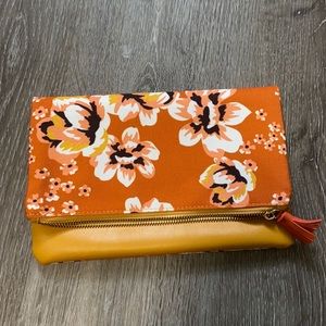 *NEVER USED* Floral clutch